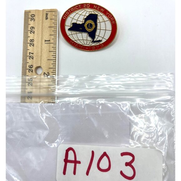 Vintage 1973 District 20 New York Lions Club Pin Badge Miami A103 - Picture 4 of 4